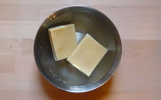KOYA DOFU - 高野豆腐 - gefriergetrockneter Tofu