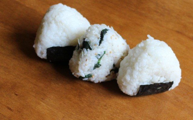 ONIGIRI - 御握り Reisbällchen ONIGIRI - 御握り Reisbällchen