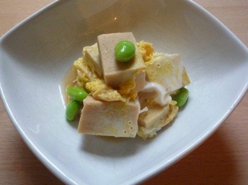 KOYA DOFU NO TAMAGO TOJI – gefriergetrockneter Tofu mit Ei